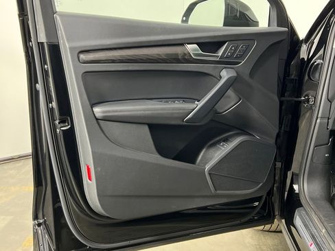 Used 2020 Audi Q5 e Premium Plus w/ Premium Plus Package image 20