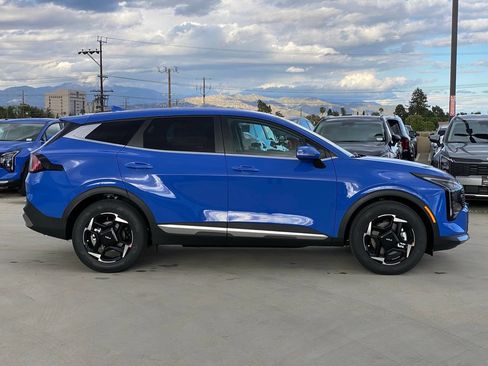New 2026 Kia Sportage EX FWD image 2