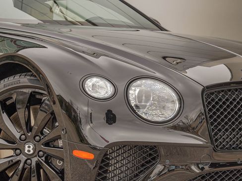 Used 2024 Bentley Continental GT AWD/4WD image 4