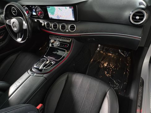 Used 2017 Mercedes-Benz E 300 image 19