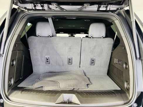 Used 2022 Chevrolet Tahoe LT w/ Luxury Package RWD image 29