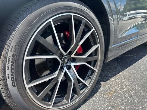 Used 2020 Audi Q8 Prestige w/ Prestige Package AWD/4WD image 8