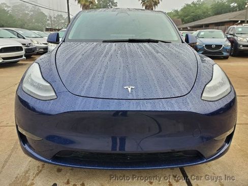 Used 2023 Tesla Model Y Long Range image 3