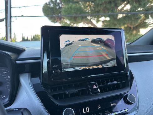 Used 2024 Toyota Corolla SE image 12