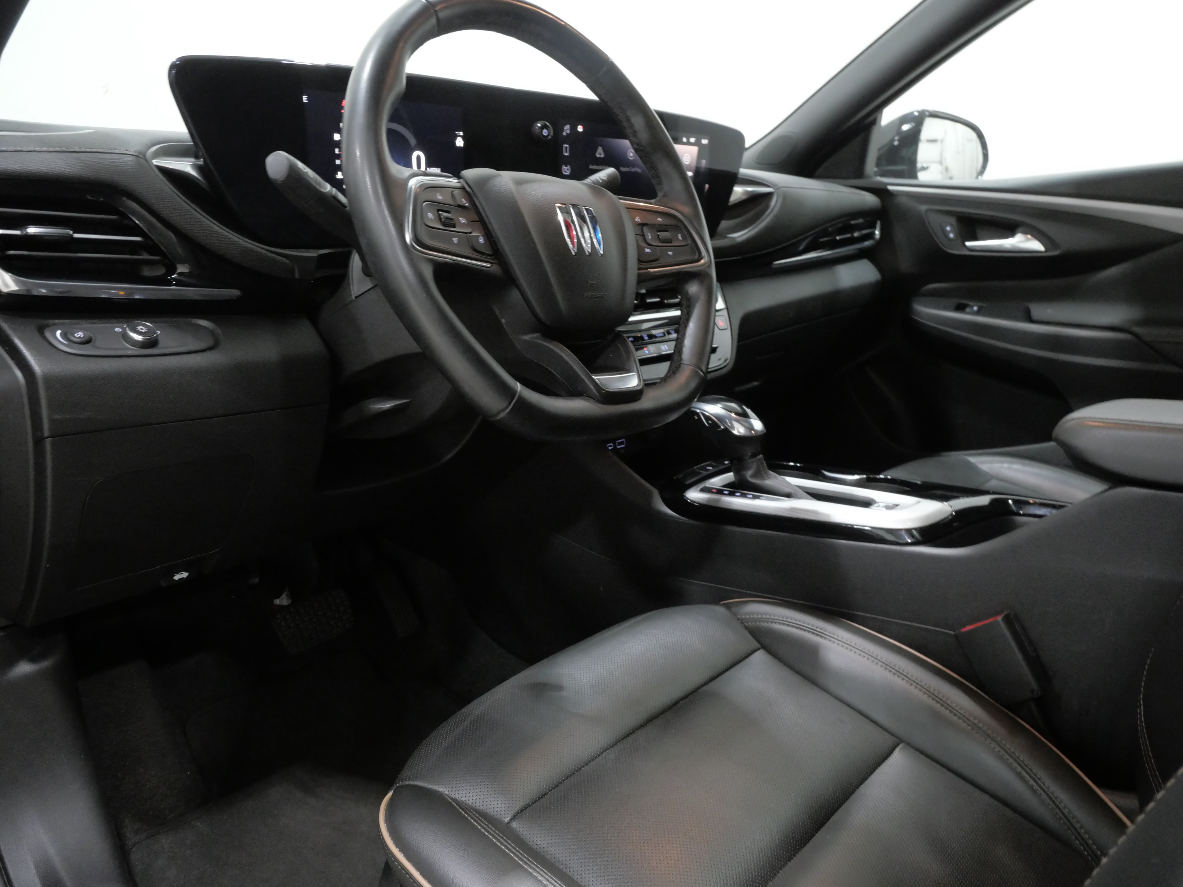 Used 2024 Buick Envista Sport Touring FWD image 11