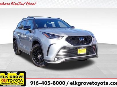 New 2025 Toyota Highlander XSE