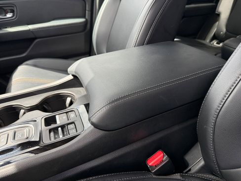 Certified 2025 Honda Pilot EX-L image 14