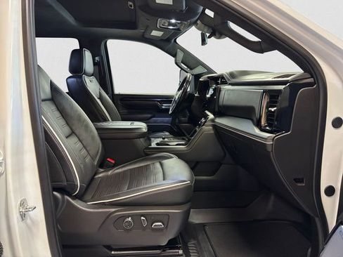 Used 2025 GMC Sierra 2500 AT4X w/ Snow Plow Prep/Camper Package image 16