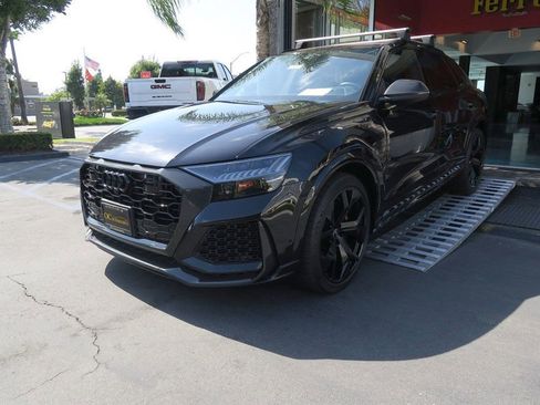 Used 2021 Audi RS Q8 w/ Carbon Optic Package AWD/4WD image 2