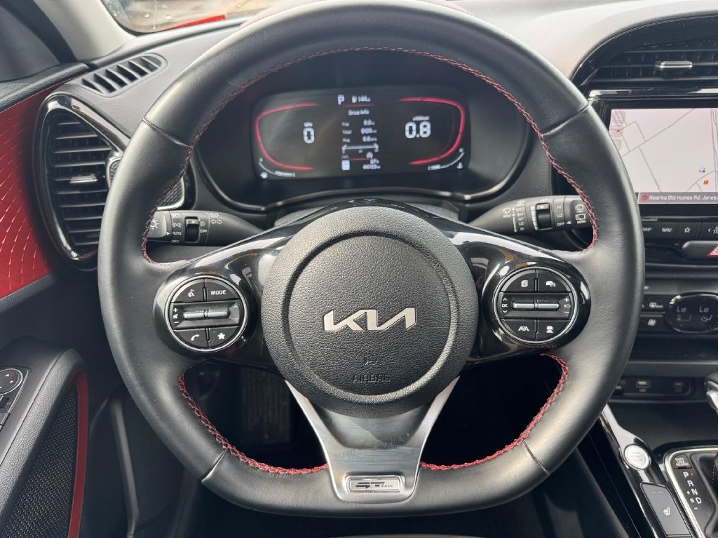 Used 2024 Kia Soul GT-Line w/ GT-Line Technology Package FWD image 11
