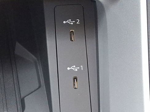 Used 2024 Audi Q3 2.0T Premium Plus w/ Premium Plus Package image 27