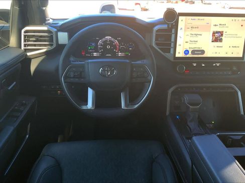 Used 2025 Toyota Tundra Limited image 5