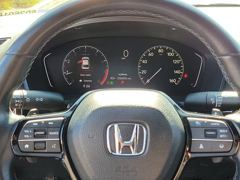 Used 2024 Honda Civic Sport image 8