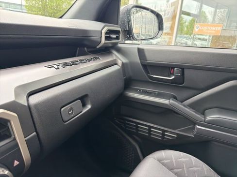 New 2026 Toyota Tacoma SR5 AWD/4WD image 40