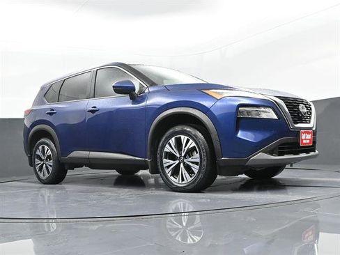 Used 2023 Nissan Rogue SV FWD image 28