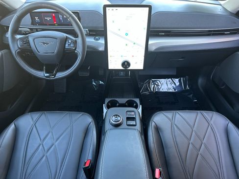 Used 2021 Ford Mustang Mach-E Select w/ Comfort/Appearance Package image 12