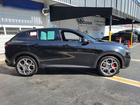 Used 2024 Alfa Romeo Tonale Veloce AWD/4WD image 31
