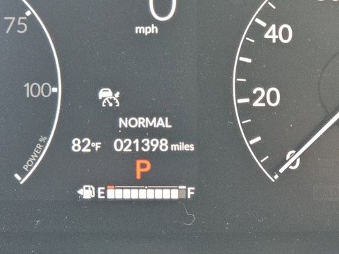 Used 2025 Honda CR-V Sport image 13