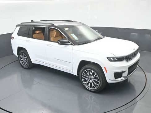 New 2025 Jeep Grand Cherokee L Summit image 52