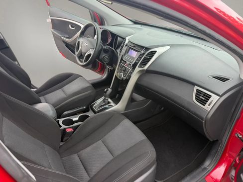 Used 2014 Hyundai Elantra GT FWD image 14