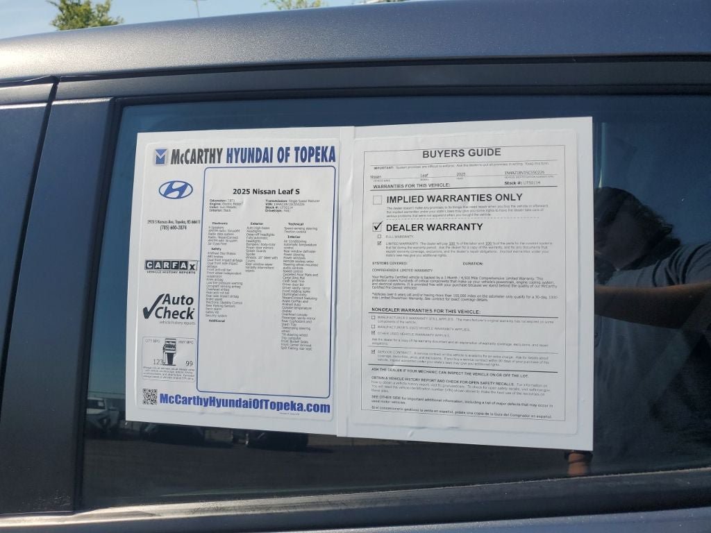 Used 2025 Nissan Leaf S FWD image 9