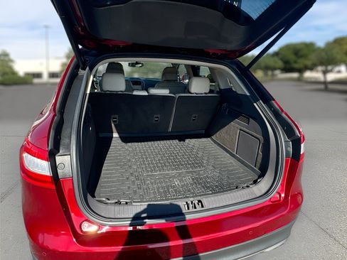 Used 2017 Lincoln MKX Reserve image 28