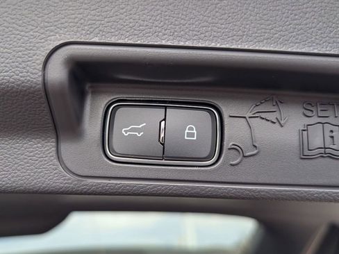 New 2026 Ford Explorer ST-Line image 21