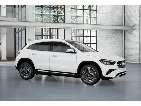 New 2026 Mercedes-Benz GLA 250 4MATIC image 13