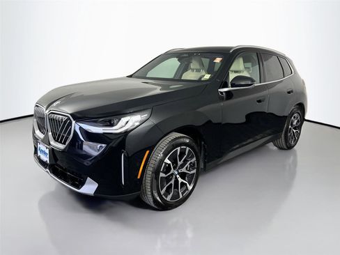 Certified 2025 BMW X3 xDrive30i w/ Convenience Package image 2