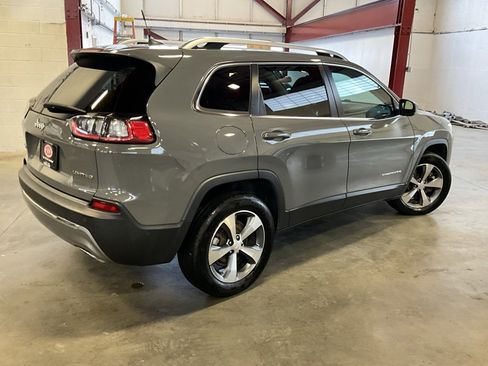 Used 2021 Jeep Cherokee Limited w/ Elite Package image 6