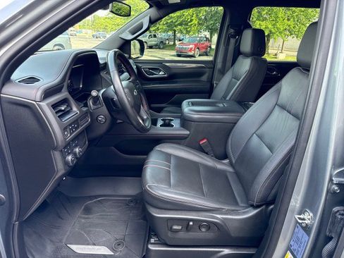 Used 2023 Chevrolet Tahoe RST w/ Luxury Package AWD/4WD image 15