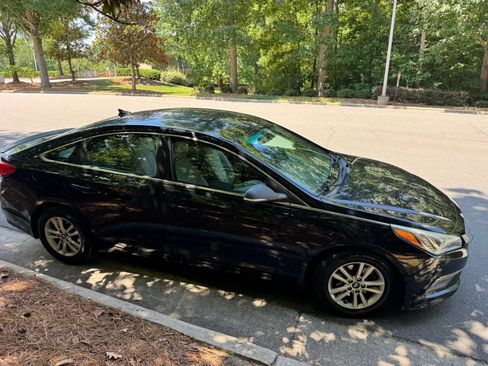 Used 2015 Hyundai Sonata ECO FWD image 2