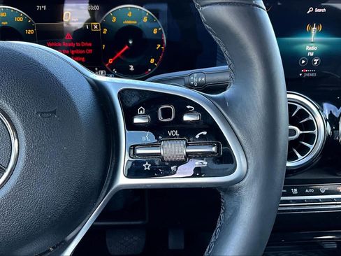 Used 2020 Mercedes-Benz GLB 250 image 23