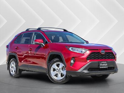 Used 2020 Toyota RAV4 XLE w/ Carpet Mat Package