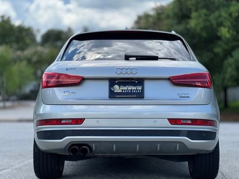 Used 2016 Audi Q3 2.0T Prestige w/ Prestige Package AWD/4WD image 6