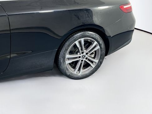 Used 2021 Mercedes-Benz E 450 4MATIC Cabriolet image 29
