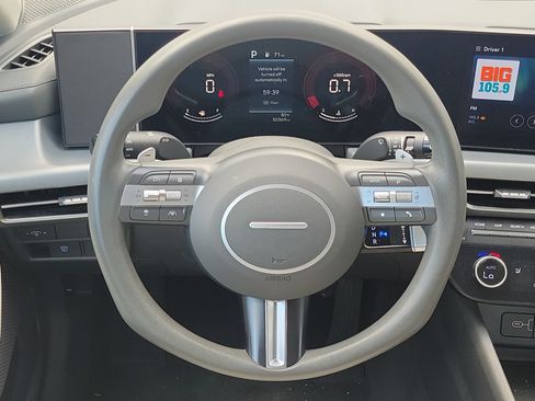 Used 2025 Hyundai Sonata SEL FWD image 15