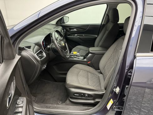 Used 2018 Chevrolet Equinox LT AWD/4WD image 3