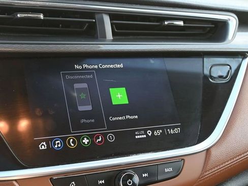 Used 2021 Buick Encore GX Essence w/ Experience Buick Package image 28