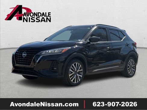 Certified 2024 Nissan Kicks SR image 1