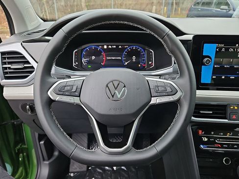 New 2026 Volkswagen Taos SEL image 17