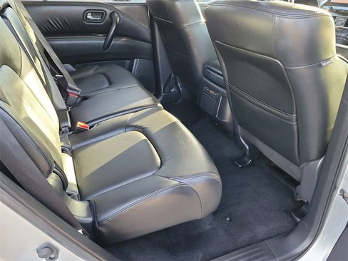 Used 2023 Nissan Armada SV image 22