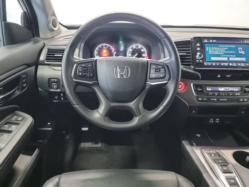 Used 2025 Honda Ridgeline RTL image 16