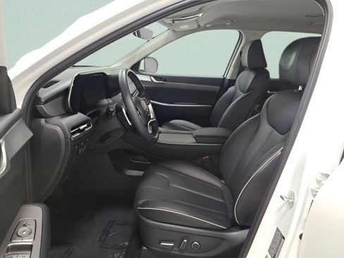 Used 2024 Hyundai Palisade SEL AWD/4WD image 16