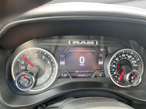 Used 2021 RAM 1500 Laramie AWD/4WD image 33
