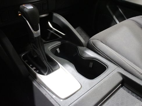 Used 2024 Nissan Frontier SV w/ Technology Package RWD image 20