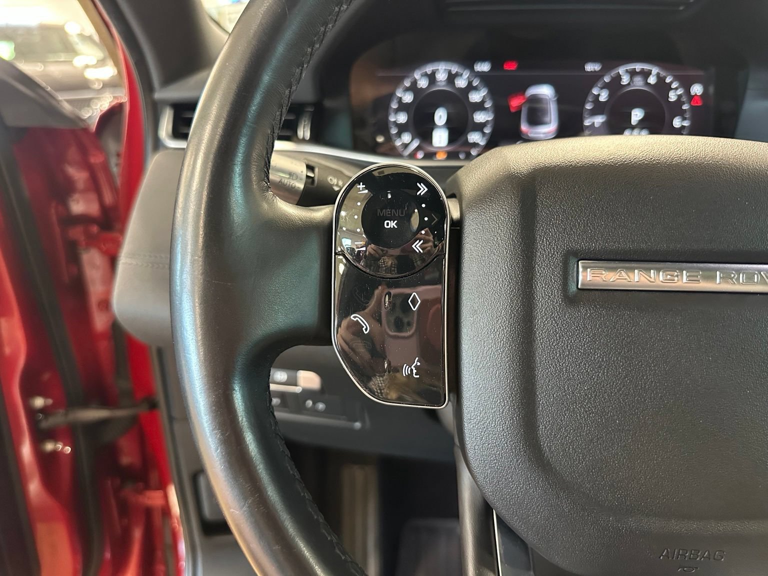 Used 2020 Land Rover Range Rover Evoque SE AWD/4WD image 18