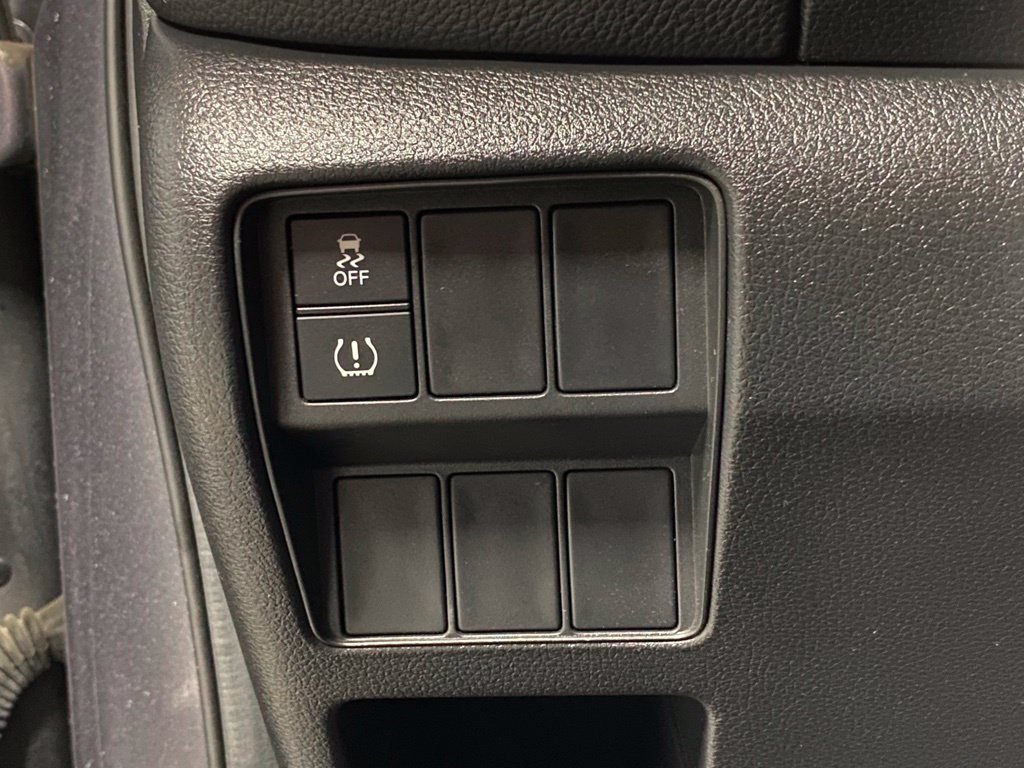 Used 2019 Honda CR-V LX image 18
