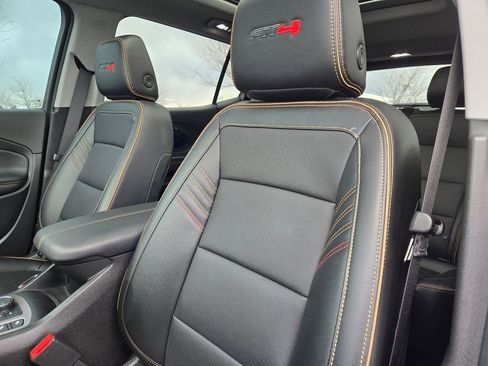 Used 2024 GMC Terrain AT4 w/ LPO, 'HIT The Road' Package image 15