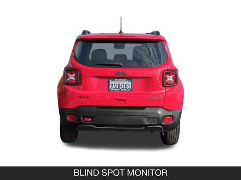 Used 2022 Jeep Renegade Trailhawk AWD/4WD image 8